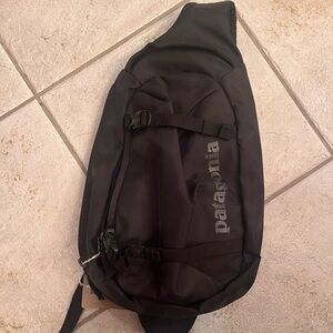 Patagonia Atom 8L sling